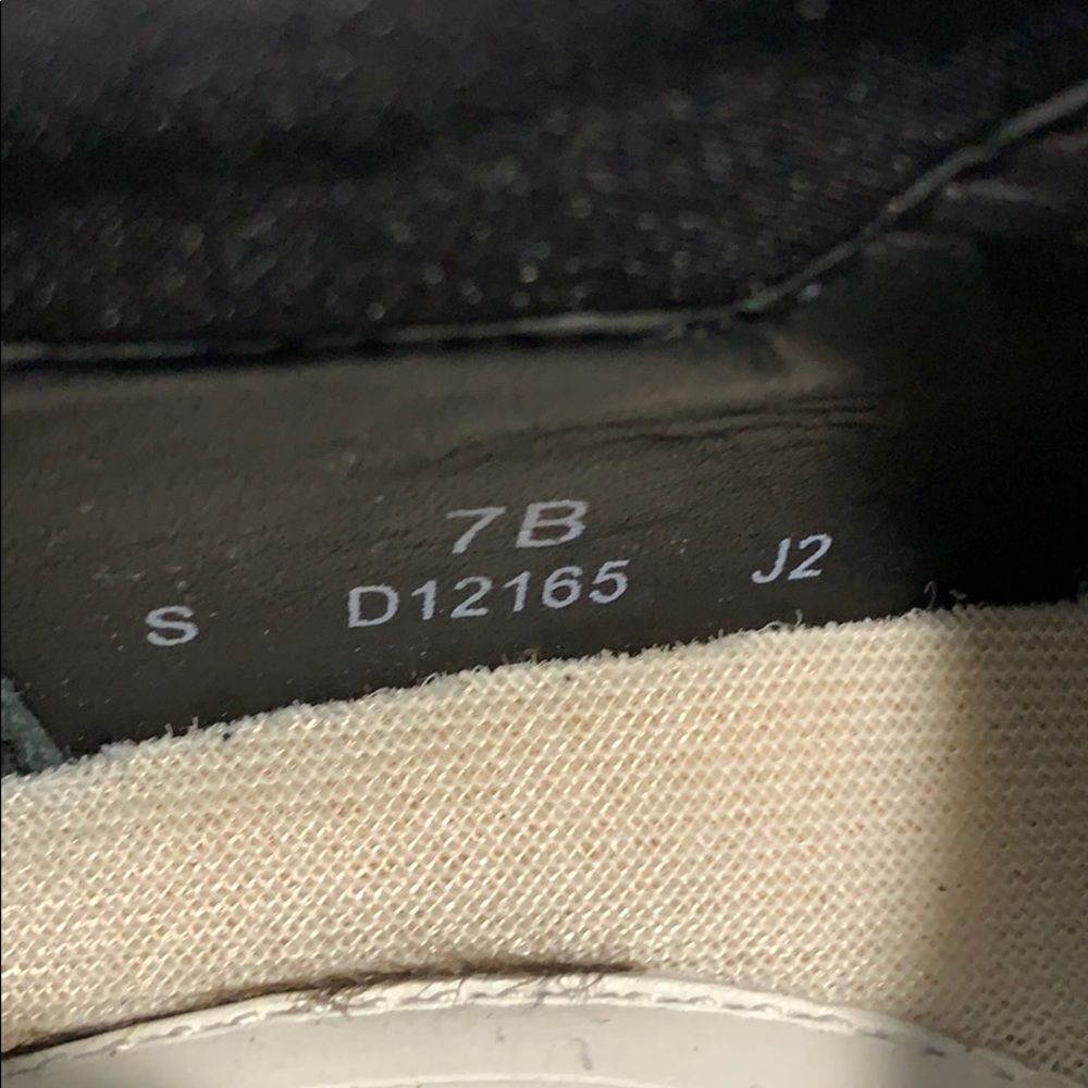 COLE HAAN + NIKE Black Suede Sneaker Shoes - Picture 12 of 12